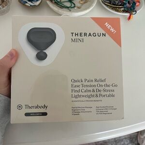 Theragun mini